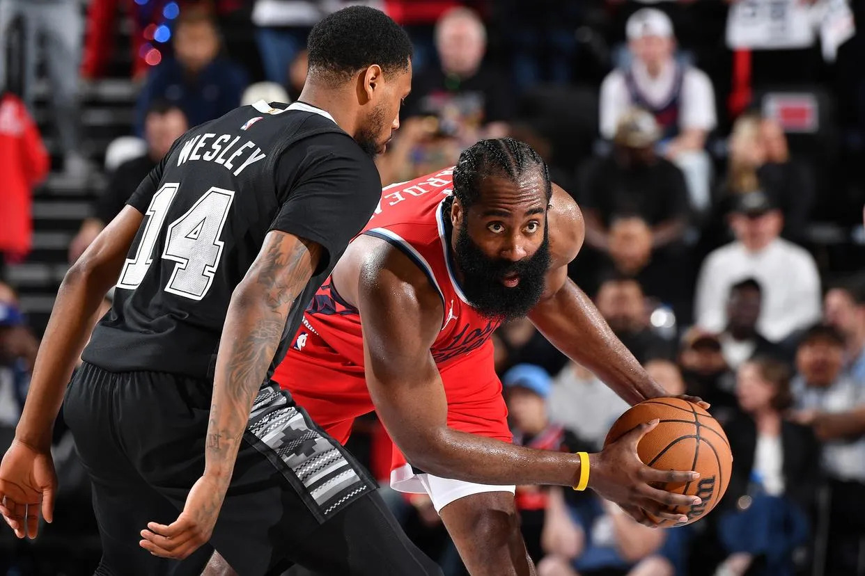 Doinb焦点对战，哈登与50激战尤文图斯分钟，出色防守胜负难料！(虎扑篮球cba专区)